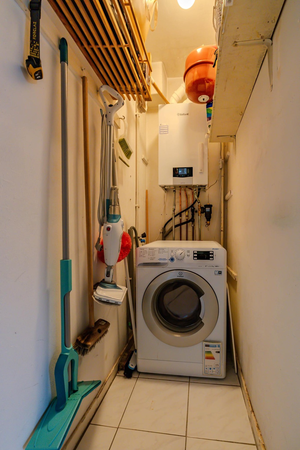 Floresplein 46, 9715 HL Groningen - € 199.950 k.k. - ben-s Makelaars Groningen