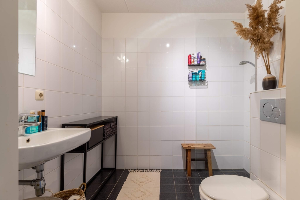 Grote Beerstraat 173, 9742 RG Groningen - € 200.000 k.k. - ben-s Makelaars Groningen