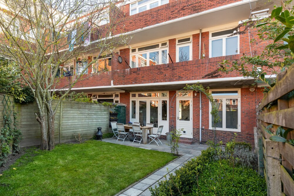 Hamburgerstraat 70, 9714 JG Groningen - € 210.000 k.k. - ben-s Makelaars Groningen