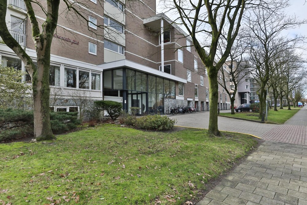 Helper Brink 61 - 140, 9722 EK Groningen - € 92.500 k.k. - ben-s Makelaars Groningen