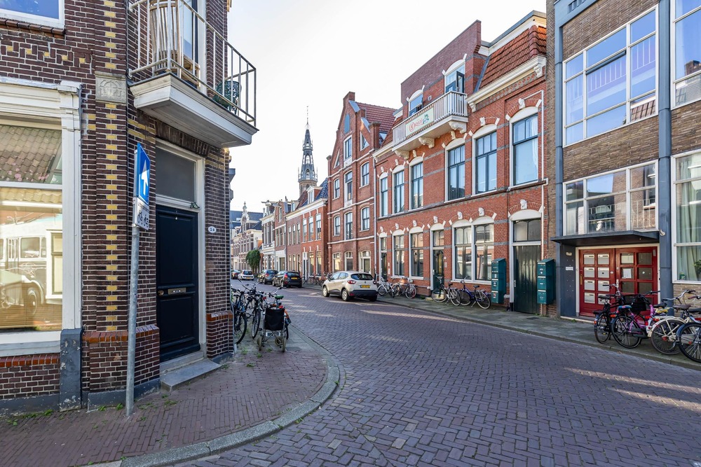 Herebinnensingel 20, 9711 GH Groningen - € 250.000 k.k. - ben-s Makelaars Groningen