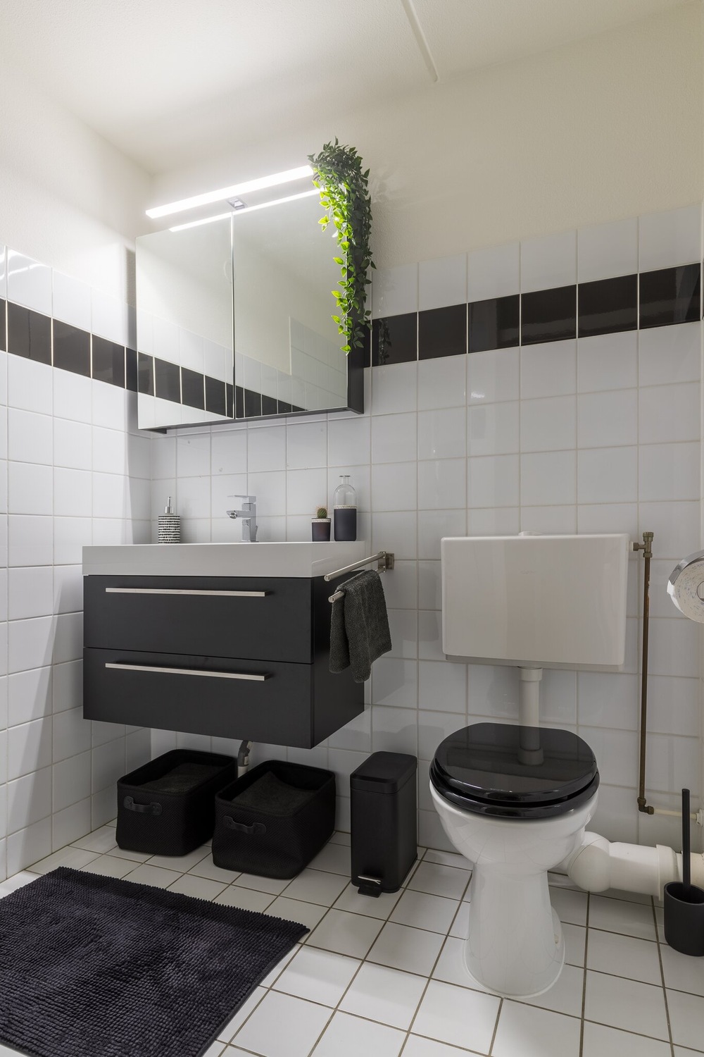 Hoge Borgh 40, 9351 TS Leek - € 200.000 k.k. - ben-s Makelaars Groningen