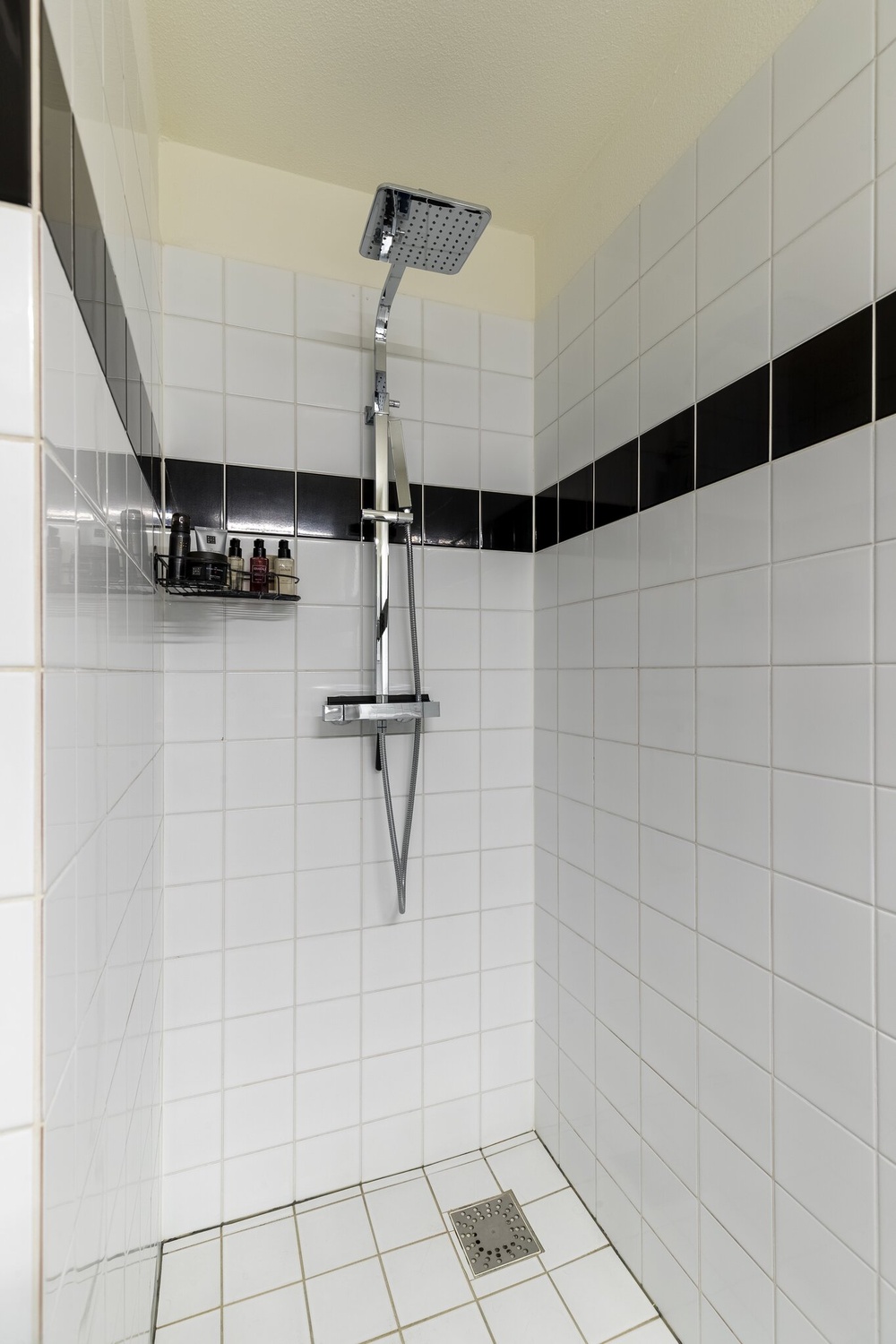 Hoge Borgh 40, 9351 TS Leek - € 200.000 k.k. - ben-s Makelaars Groningen