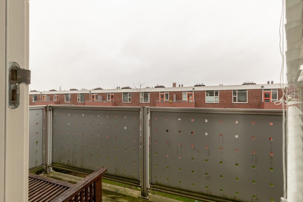 Jacob van Ruysdaelstraat 90, 9718 SJ Groningen - € 150.000 k.k. - ben-s Makelaars Groningen