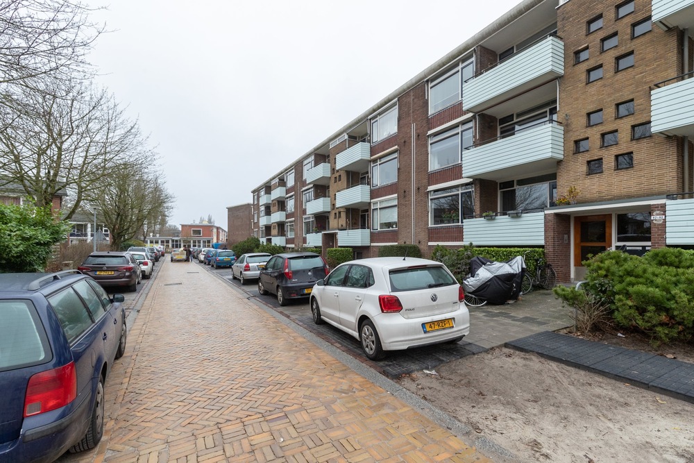 Jacob van Ruysdaelstraat 90, 9718 SJ Groningen - € 150.000 k.k. - ben-s Makelaars Groningen