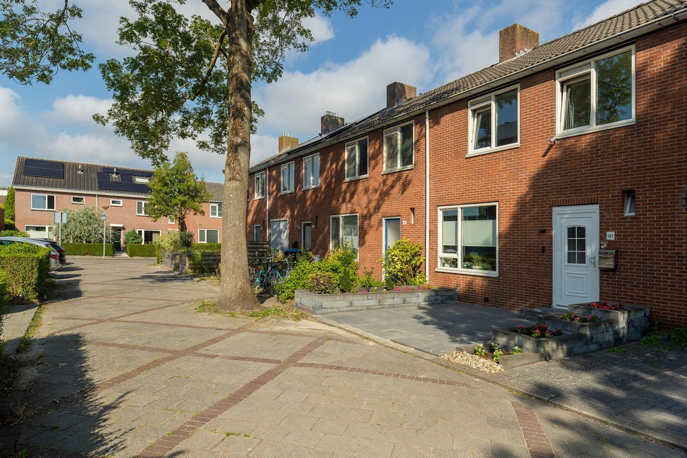 Jadestraat 121, 9743 HC Groningen - € 265.000 k.k. - ben-s Makelaars Groningen
