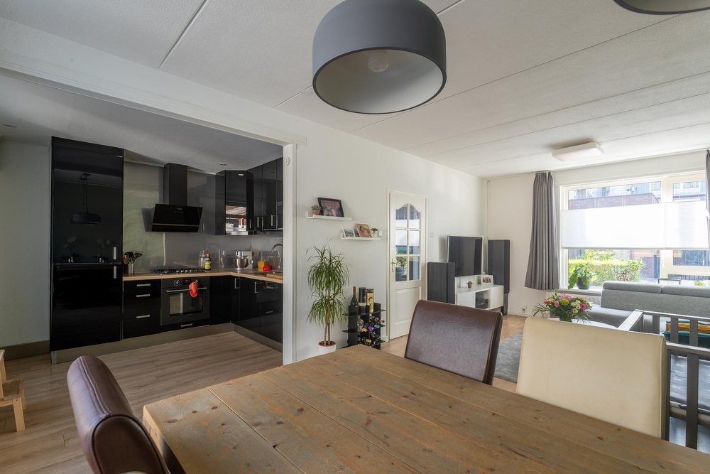 Jadestraat 121, 9743 HC Groningen - € 265.000 k.k. - ben-s Makelaars Groningen