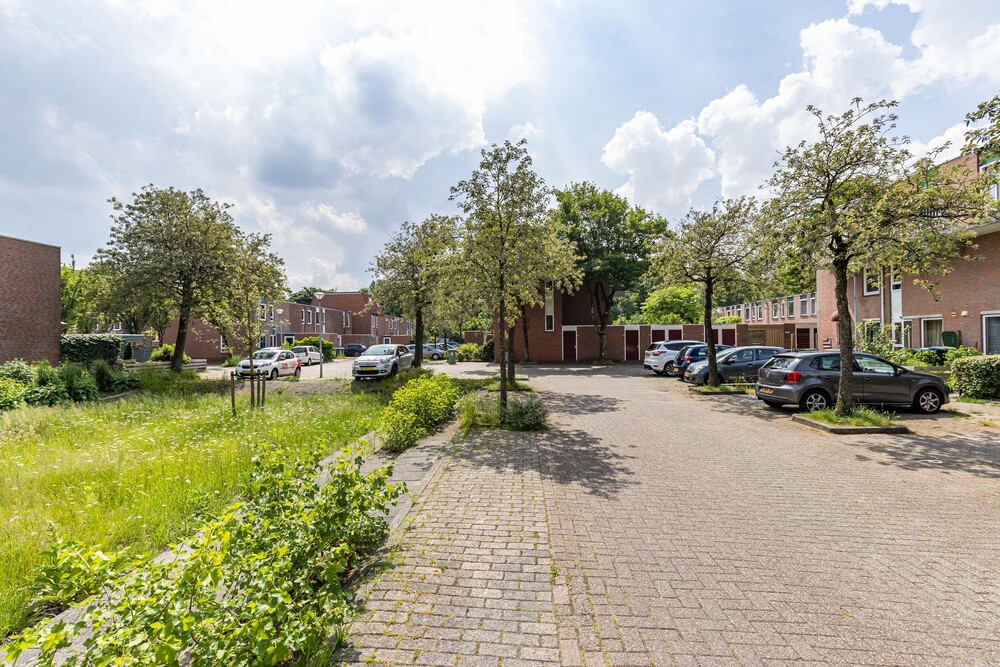 Jaltadaheerd 123, 9737 HH Groningen - € 260.000 k.k. - ben-s Makelaars Groningen