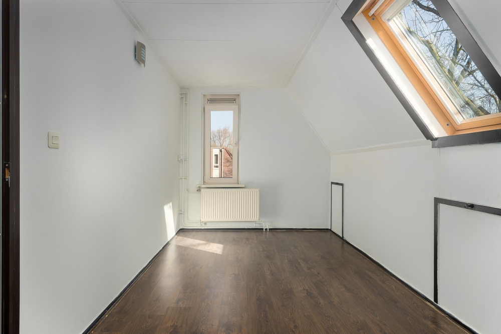 Jaltadaheerd 77, 9737 HC Groningen - € 215.000 k.k. - ben-s Makelaars Groningen