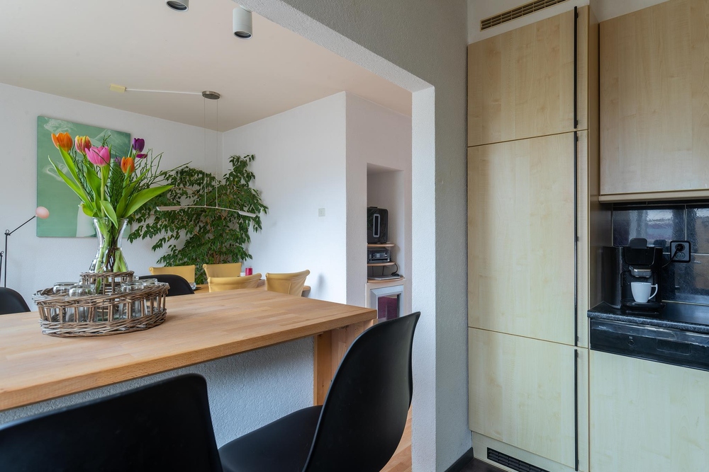 J.H. Egenbergerstraat 8, 9744 JC Groningen - € 289.000 k.k. - ben-s Makelaars Groningen