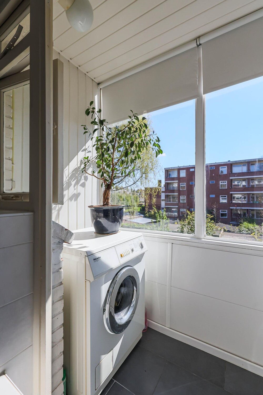 Koeriersterweg 11, 9727 AA Groningen - € 275.000 k.k. - ben-s Makelaars Groningen