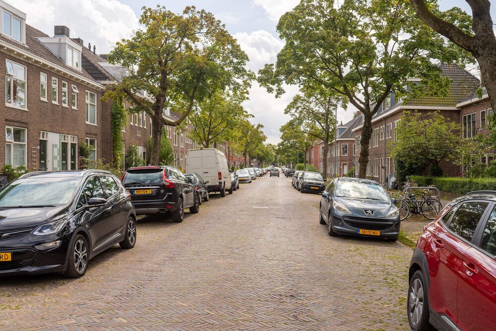 Koninginnelaan 76A, 9717 BX Groningen - € 240.000 k.k. - ben-s Makelaars Groningen
