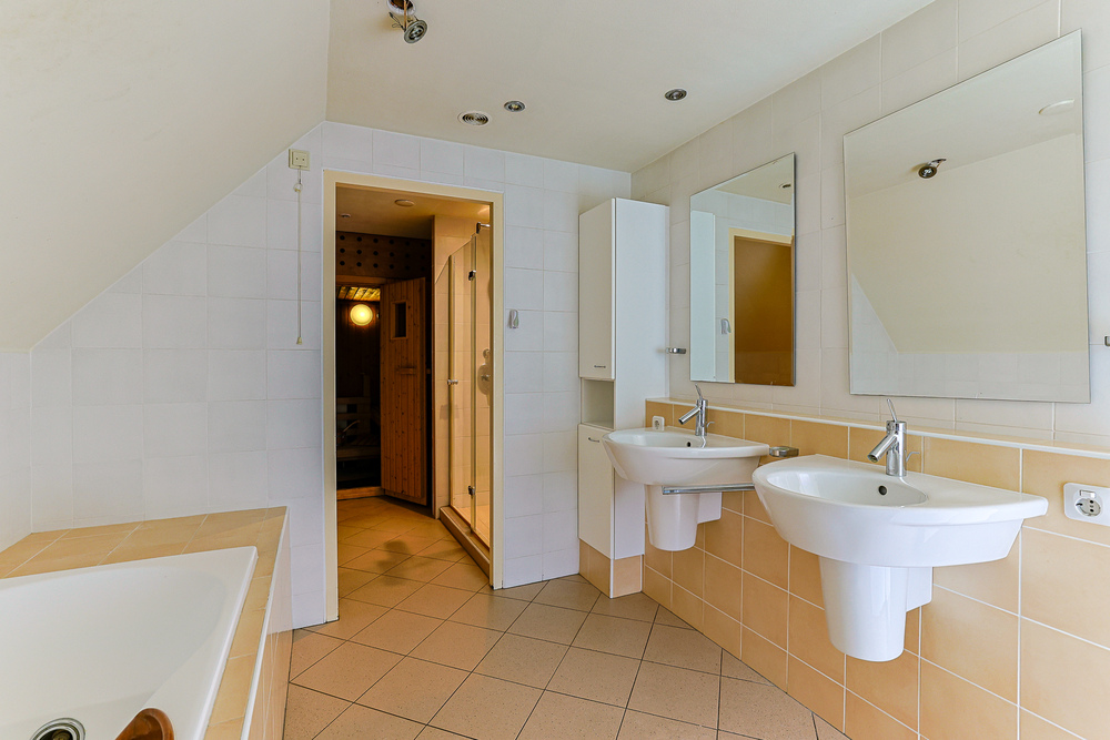 Molenberg 12, 9301 AS Roden - € 750.000 k.k. - ben-s Makelaars Groningen