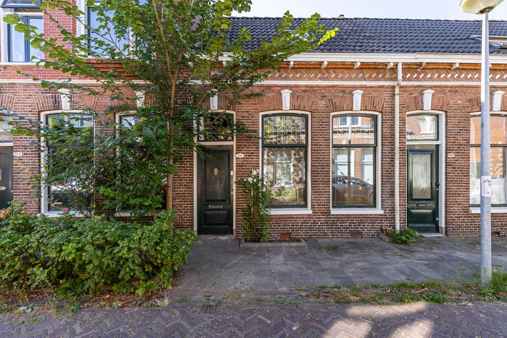 Nieuwe Blekerstraat 126, 9718 EM Groningen - € 265.000 k.k. - ben-s Makelaars Groningen