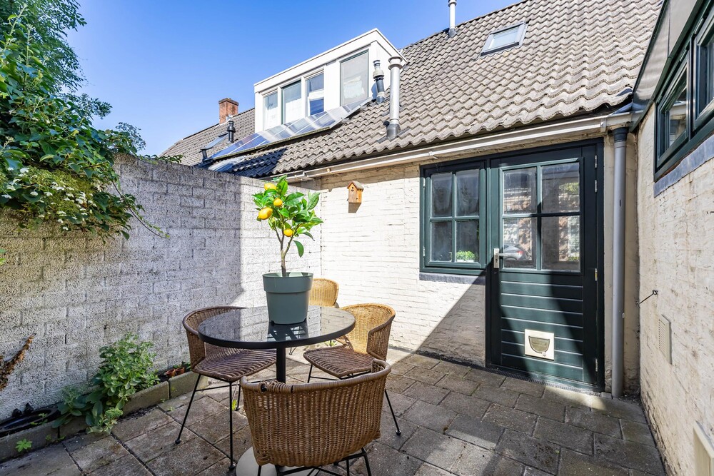 Nieuwe Blekerstraat 126, 9718 EM Groningen - € 265.000 k.k. - ben-s Makelaars Groningen