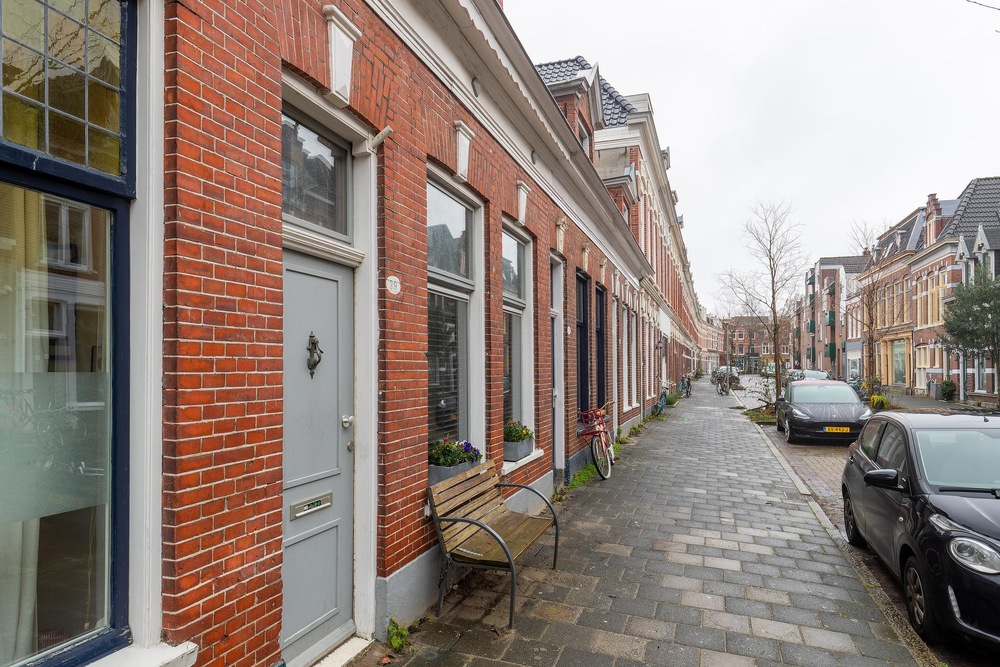Nieuwe Blekerstraat 39, 9718 EE Groningen - € 250.000 k.k. - ben-s Makelaars Groningen