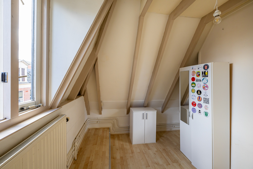 Nieuwe Sint Jansstraat 46, 9711 VK Groningen - € 250.000 k.k. - ben-s Makelaars Groningen