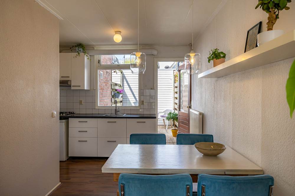 Nieuwe Sint Jansstraat 46, 9711 VK Groningen - € 250.000 k.k. - ben-s Makelaars Groningen