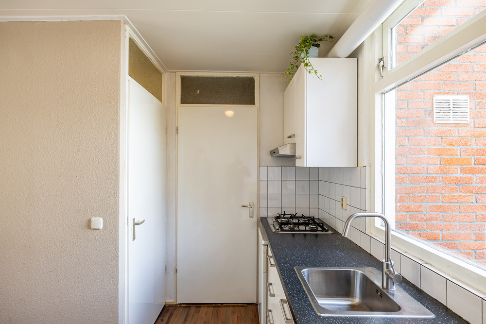 Nieuwe Sint Jansstraat 46, 9711 VK Groningen - € 250.000 k.k. - ben-s Makelaars Groningen