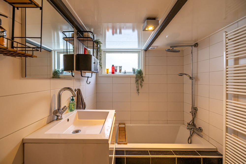 Oosterbadstraat 35, 9726 CK Groningen - € 300.000 k.k. - ben-s Makelaars Groningen