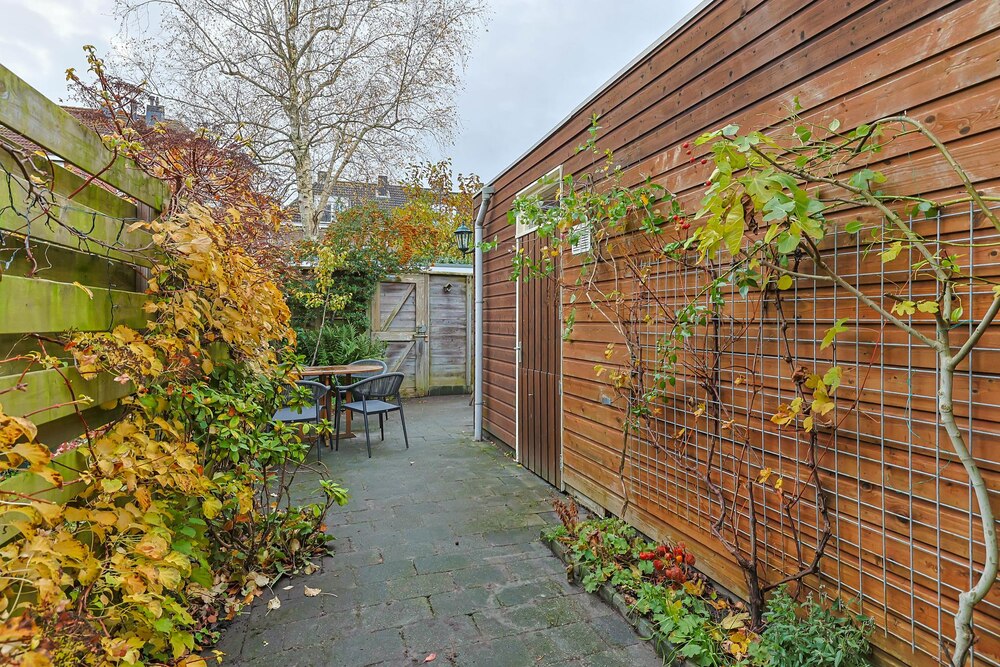 Plantsoenstraat 22, 9717 KV Groningen - € 300.000 k.k. - ben-s Makelaars Groningen