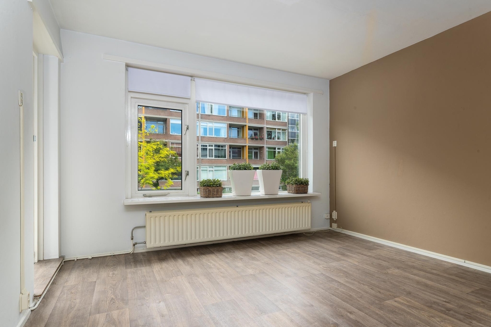 Plutolaan 32, 9742 GR Groningen - € 219.000 k.k. - ben-s Makelaars Groningen