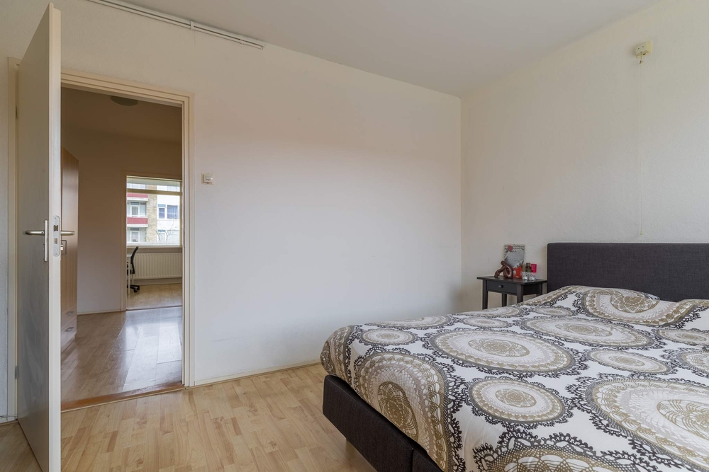 Plutolaan 515, 9742 GP Groningen - € 175.000 k.k. - ben-s Makelaars Groningen