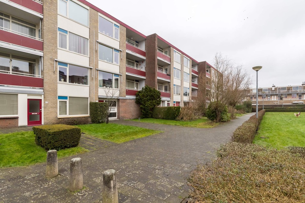 Plutolaan 515, 9742 GP Groningen - € 175.000 k.k. - ben-s Makelaars Groningen