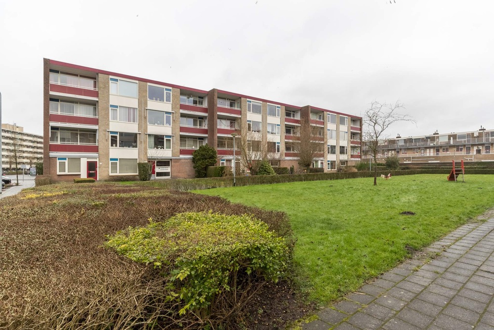 Plutolaan 515, 9742 GP Groningen - € 175.000 k.k. - ben-s Makelaars Groningen