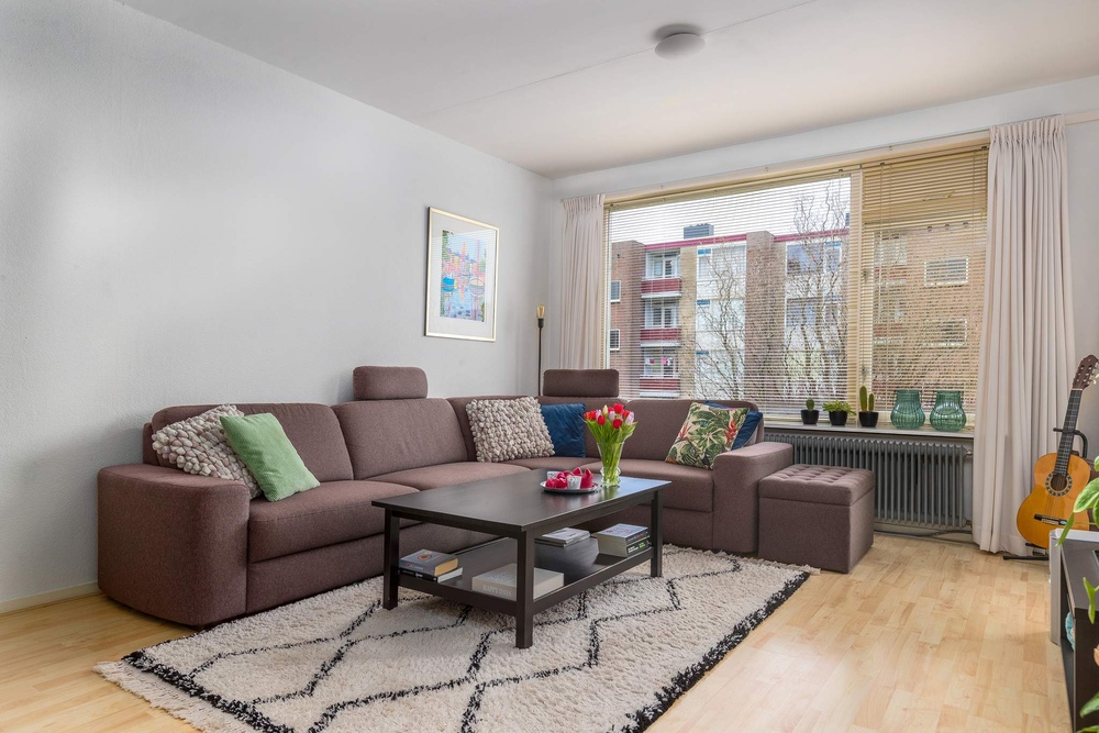 Plutolaan 515, 9742 GP Groningen - € 175.000 k.k. - ben-s Makelaars Groningen