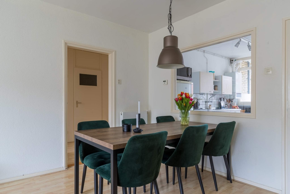 Plutolaan 515, 9742 GP Groningen - € 175.000 k.k. - ben-s Makelaars Groningen