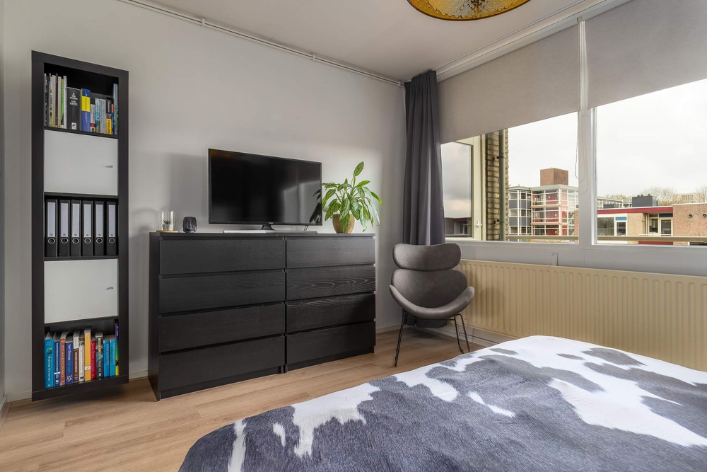 Plutolaan 537, 9742 GP Groningen - € 189.000 k.k. - ben-s Makelaars Groningen