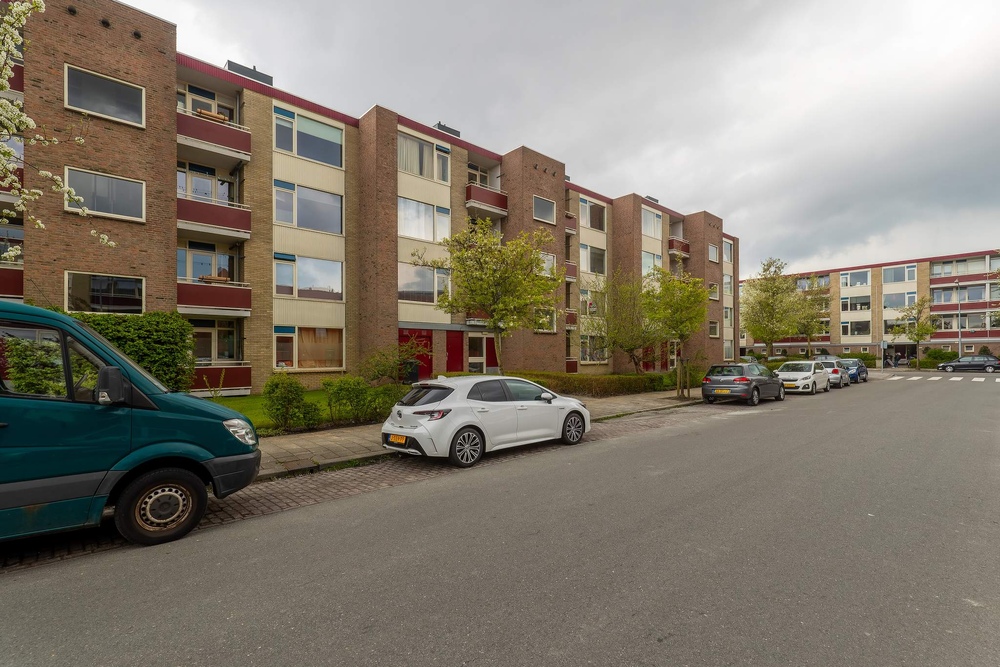 Plutolaan 537, 9742 GP Groningen - € 189.000 k.k. - ben-s Makelaars Groningen