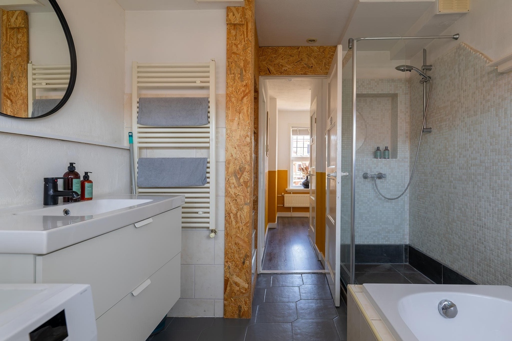 Rijnstraat 24A, 9725 EV Groningen - € 250.000 k.k. - ben-s Makelaars Groningen