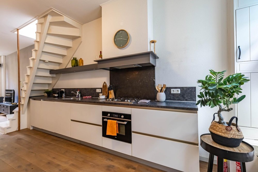 Tuinstraat 9, 9711 VA Groningen - € 345.000 k.k. - ben-s Makelaars Groningen