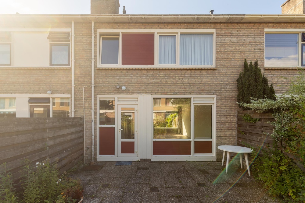 Venuslaan 31, 9742 KH Groningen - € 275.000 k.k. - ben-s Makelaars Groningen