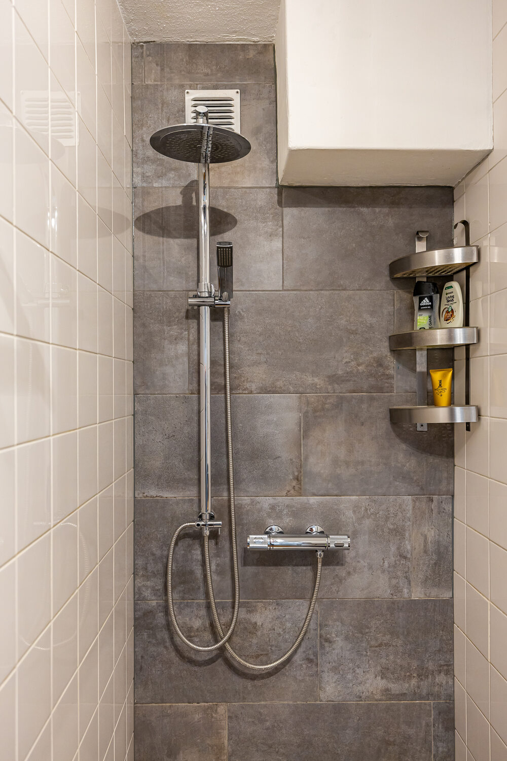 Verzetsstrijderslaan 24, 9727 CE Groningen - € 250.000 k.k. - ben-s Makelaars Groningen