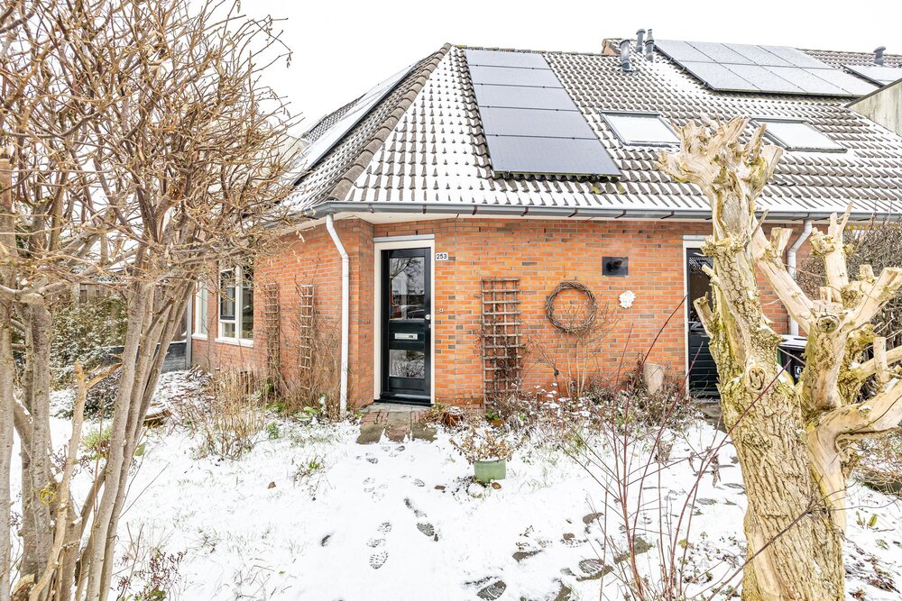 Nijensteinheerd 253, 9736 TT Groningen - € 299.000 k.k. - ben-s Makelaars Groningen