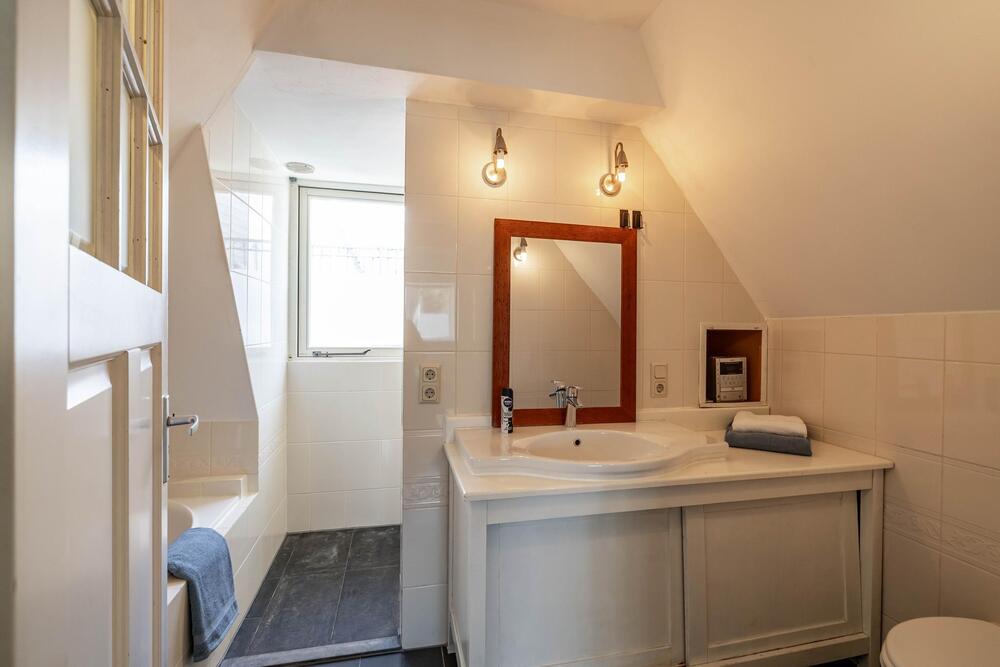 Rodeweg 8, 9715 AW Groningen - € 375.000 k.k. - ben-s Makelaars Groningen