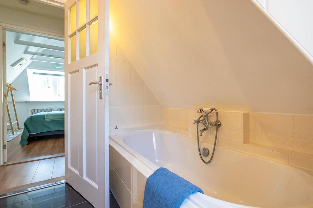 Rodeweg 8, 9715 AW Groningen - € 375.000 k.k. - ben-s Makelaars Groningen