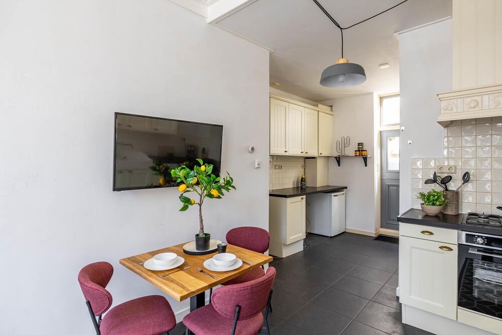 Rodeweg 8, 9715 AW Groningen - € 375.000 k.k. - ben-s Makelaars Groningen