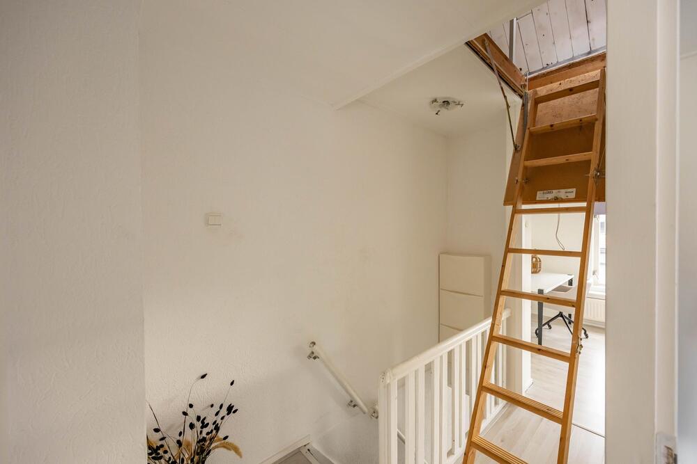 Korenbloemstraat 8, 9713 PW Groningen - € 265.000 k.k. - ben-s Makelaars Groningen