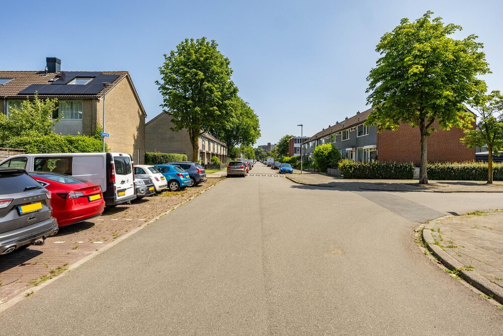 Briljantstraat 76, 9743 NT Groningen - € 365.000 k.k. - ben-s Makelaars Groningen
