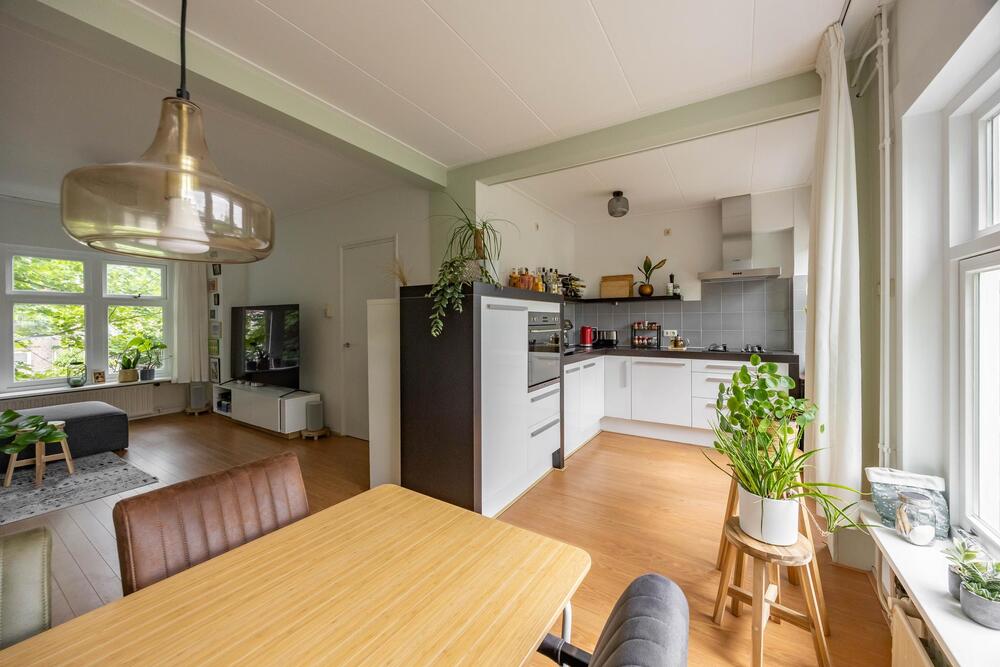 Koninginnelaan 76a, 9717 BX Groningen - € 275.000 k.k. - ben-s Makelaars Groningen