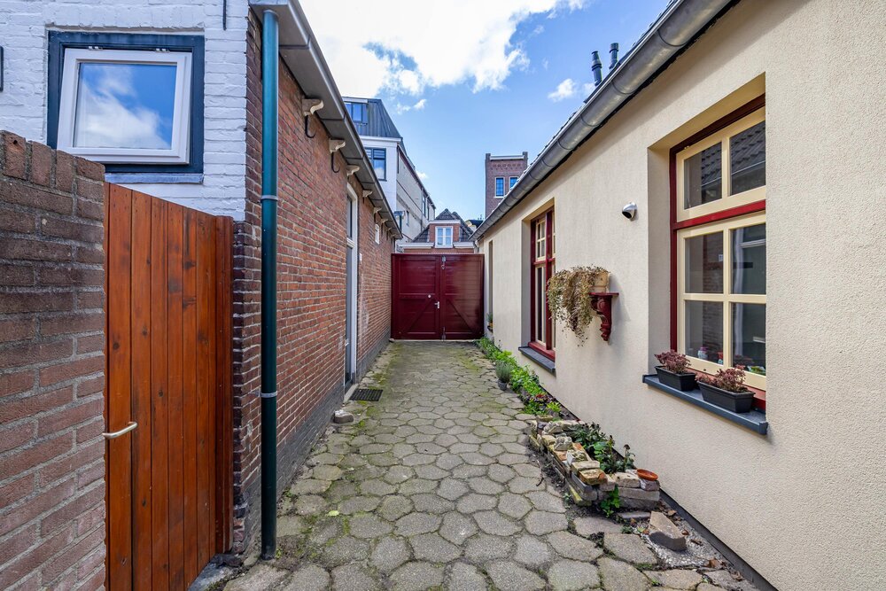 Moesstraat 251, 9717 JT Groningen - € 275.000 k.k. - ben-s Makelaars Groningen