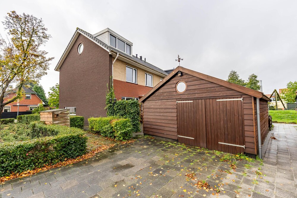 Arteveldestraat 19, 9745 AW Groningen - € 390.000 k.k. - ben-s Makelaars Groningen