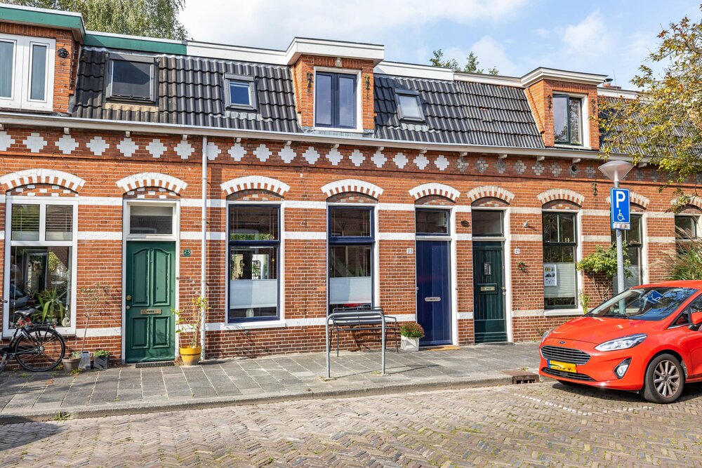 Tweede Spoorstraat 23