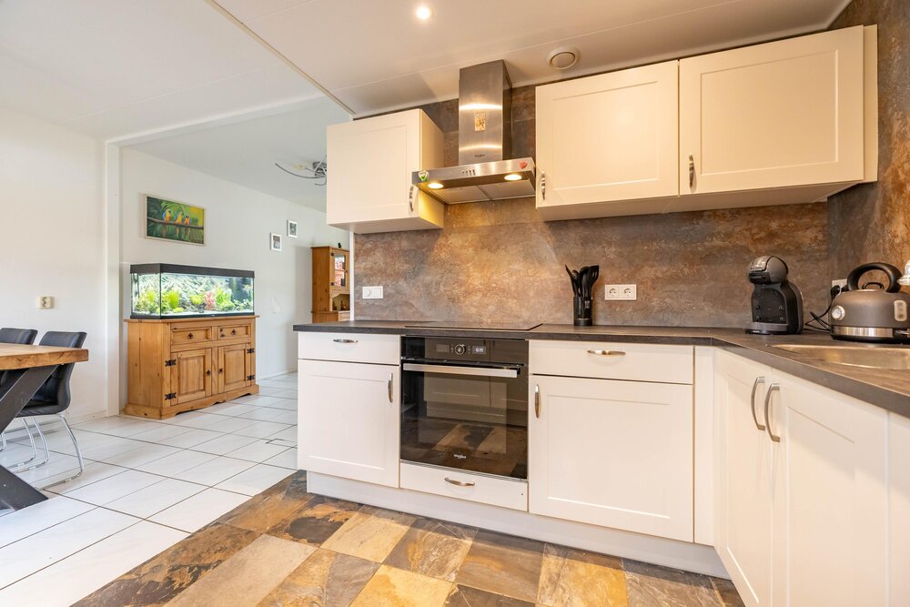 Nijensteinheerd 250, 9736 TT Groningen - € 315.000 k.k. - ben-s Makelaars Groningen