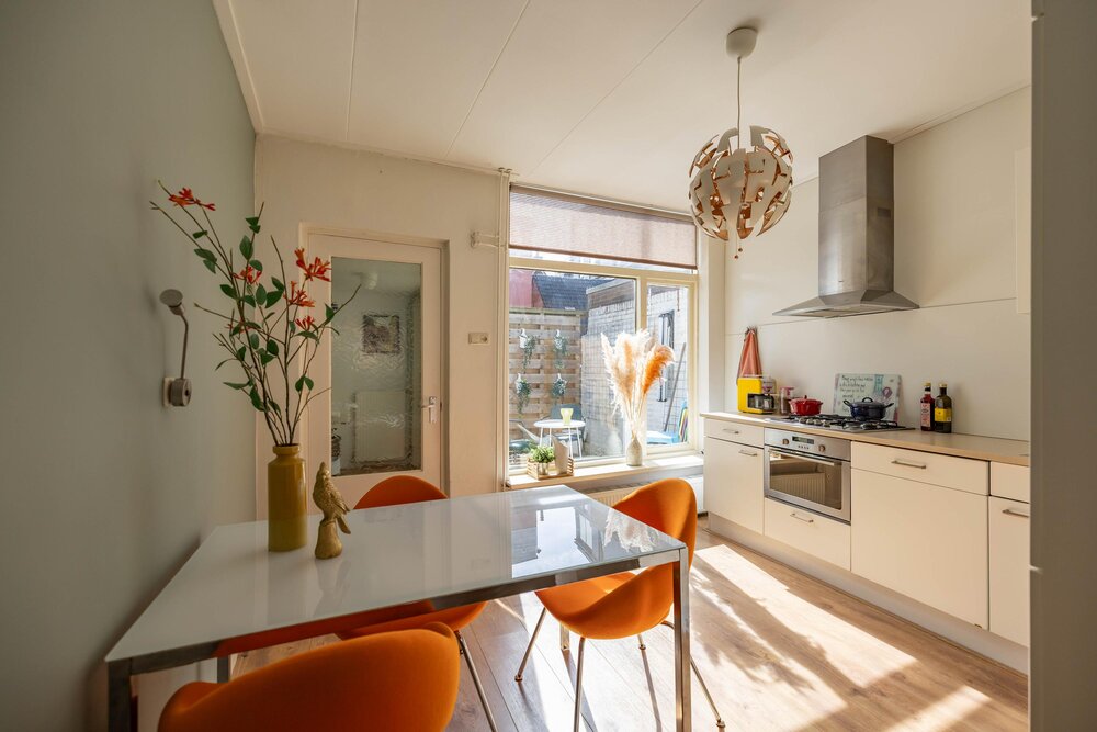 Pluimerstraat 19, 9711 SV Groningen - € 325.000 k.k. - ben-s Makelaars Groningen