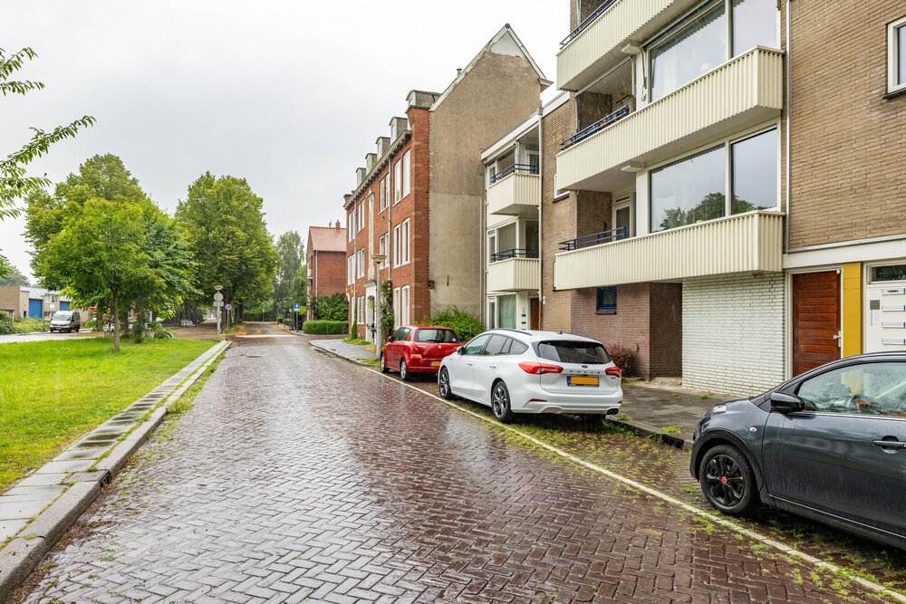 Admiraal de Ruyterlaan 20, 9726 GS Groningen - € 245.000 k.k. - ben-s Makelaars Groningen
